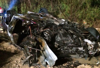 רכב שרוף לאחר תאונה ברהט (אין קשר לכתבה) (צילום: דוברות המשטרה)