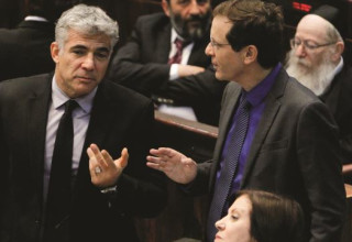יצחק הרצוג ויאיר לפיד (צילום: מרים אלסטר, פלאש 90)
