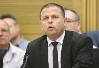 איתן כבל (צילום: יונתן זינדל, פלאש 90)