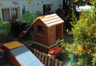 פיצוץ נפץ ליד גן ילדים בתל אביב (צילום: אבשלום ששוני)