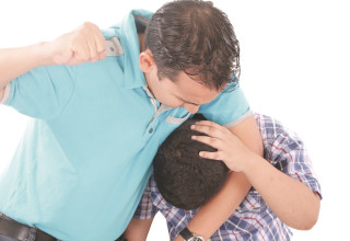 אלימות, אילוסטרציה (צילום: אינג אימג')