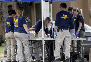 סוכני FBI (צילום: רויטרס)