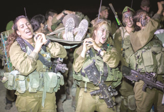 חיילות קרקל (צילום: הדס פרוש , פלאש 90)