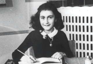 אנה פרנק (צילום: באדיבות יד ושם)