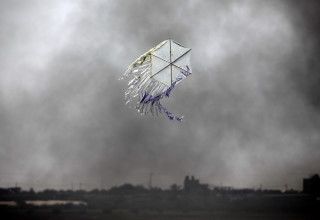 טרור העפיפונים (צילום: רויטרס)