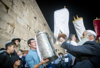 שמחת תורה  (צילום: יונתן זינדל, פלאש 90)