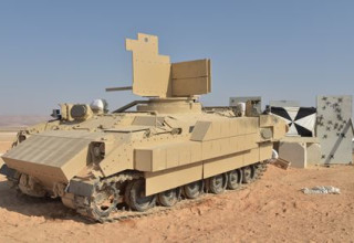 מערכת מעיל רוח קל לנגמ"שים קלים (צילום: טרופי שדמה)