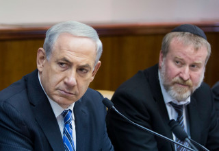 אביחי מנדלבליט, בנימין נתניהו (צילום: יונתן זינדל, פלאש 90)