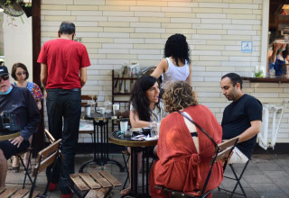 מסעדה בתל אביב (צילום: אבשלום ששוני)