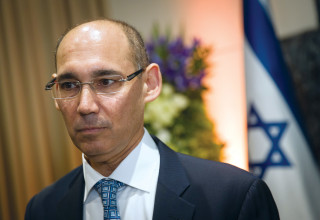 ×ª×§×¦×™×' ×