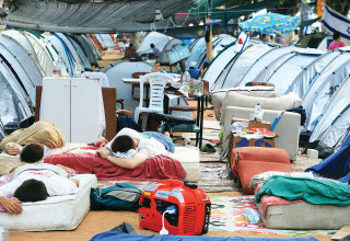 מחאת האוהלים בשדרות רוטשילד בקיץ 2011 (צילום:  לירון אלמוג, פלאש 90)