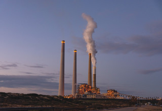 תחנות כוח (צילום: מילה אביב, פלאש 90)