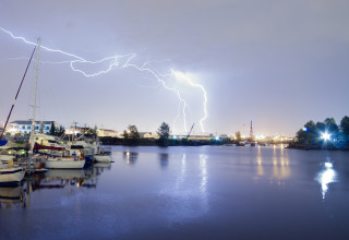 סופת ברקים, אילוסטרציה (צילום: ingimage ASAP)