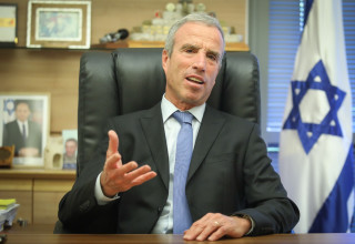 אלעזר שטרן (צילום: מרק ישראל סלם)