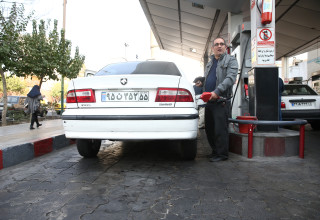 תחנת דלק באיראן (צילום: Nazanin Tabatabaee/WANA (West Asia News Agency) via REUTERS)