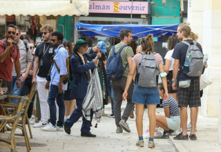 תיירים בירושלים (צילום: מרק ישראל סלם)