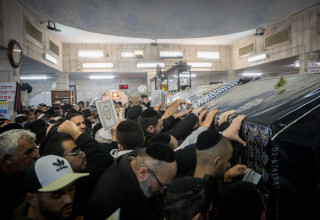 הילולת הבאבא סאלי בנתיבות (צילום: יונתן זינדל, פלאש 90)