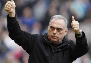 מאמן פורטסמות אברהם גרנט (צילום: רויטרס)