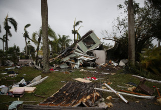 מנזקי הסופה בפלורידה (צילום: רויטרס)