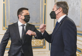 אנתוני בלינקן עם נשיא אוקראינה (צילום: gettyimages)