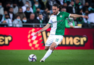 עופרי ארד שחקן מכבי חיפה (צילום: מאור אלקסלסי)