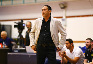 מאמן אליצור נתניה רובן נייברגר (צילום: לירון מולדובן)