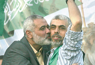 יחיא סינוואר ואיסמעיל הנייה (צילום: עאבד רחים קטיב, פלאש 90)