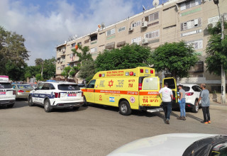 אמבולנס ומשטרה, ארכיון (צילום: צילום מבצעי מד"א)
