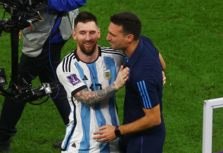 לא כפה את רצונותיו. סקאלוני. עם מסי (צילום: רויטרס)