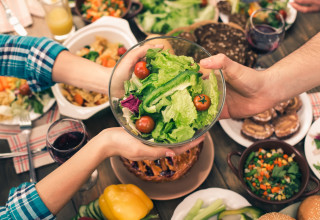 ארוחה משפחתית היא אכילה מודעת (צילום: יחצ)