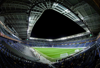 בלגן לפני המשחק בסמי עופר (צילום: מאור אלקסלסי)