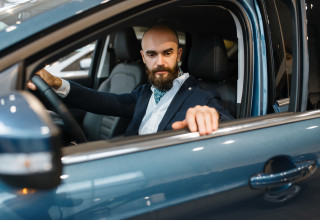 קניית רכב (צילום: אינגאימג')