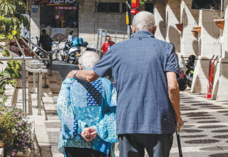 קשישים (צילום:  נתי שוחט, פלאש 90)