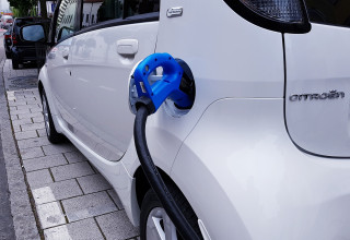 טעינת רכב חשמלי 101 (צילום: Pixabay)