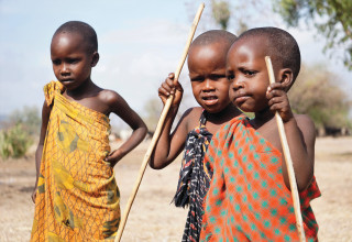 מסע התנדבות באפריקה  עם סימה ספארי ועמותת אימגין  (צילום: עצמון דגן)