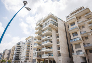 בניין דירות (צילום: נתי שוחט, פלאש 90)