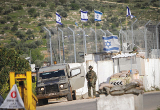 מחסום צבאי ביהודה ושומרון. ארכיון (צילום:  נאסר אישתיה, פלאש 90)