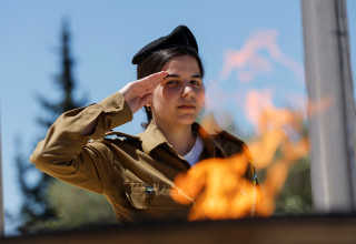 יום הזיכרון לחללי צה"ל ונפגעי פעולות האיבה (צילום: REUTERS/Amir Cohen)