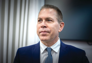 גלעד ארדן (צילום: יונתן זינדל, פלאש 90)