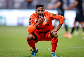 אלמוג בוזגלו (צילום: מאור אלקסלסי)