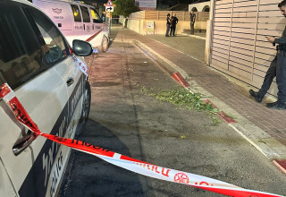 זירת האירוע באור עקיבא (צילום: דוברות המשטרה)