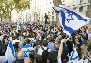 הפגנה פרו ישראלית בלונדון (צילום:  רויטרס)