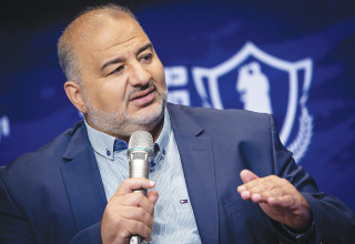 מנסור עבאס (צילום: יונתן זינדל, פלאש 90)