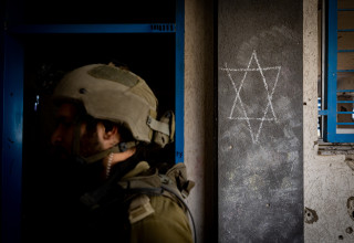 חייל (צילום:  Yonatan Sindel/Flash90)