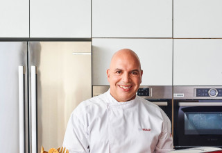 חמ"ל הסופגניות של BOSCH ומיקי שמו  (צילום: נמרוד סונדרס)