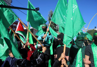 מפגיני חמאס ברצועה (צילום:  Wisam Haslmaoun/Flash90)