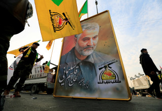 מפגן תמיכה במיליציות האיראניות (צילום:  REUTERS/Thaier al-Sudani/File Photo)