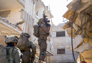 פעילות לוחמי קומנדו בחאן יונס (צילום: דובר צה"ל)