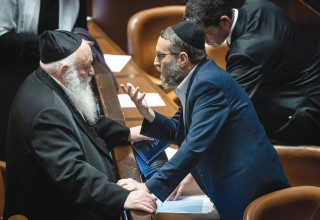 משה גפני ויצחק גולדקנופף (צילום:  יונתן זינדל, פלאש 90)