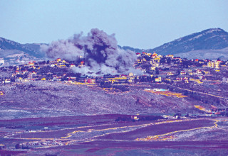 הפצצה בדרום לבנון (צילום:  איל מרגולין, פלאש 90)